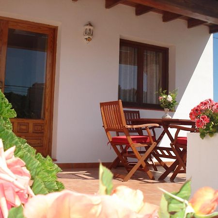 Apartamentos Ferrer Playa DPlaya Des Figueral Exterior foto