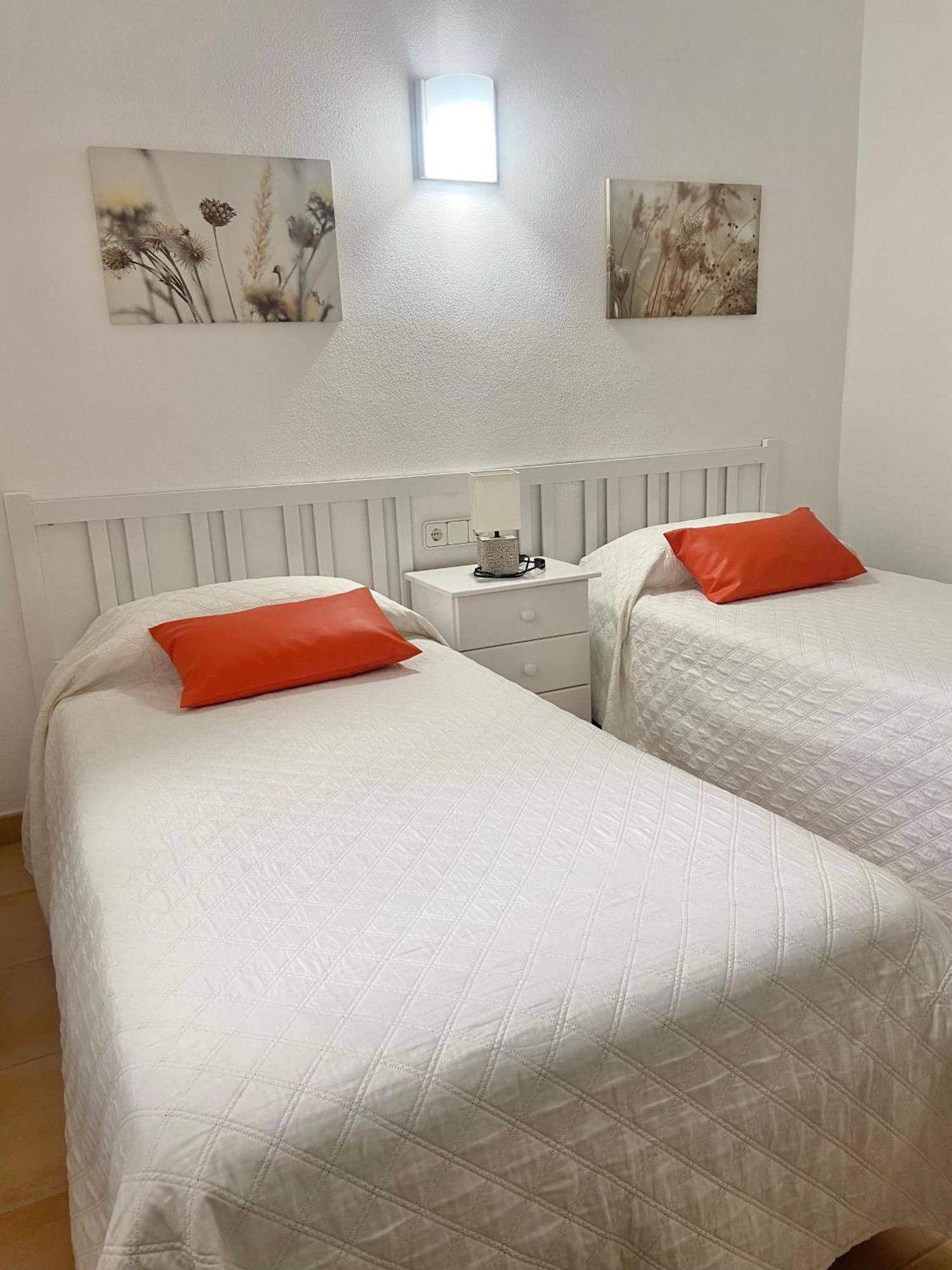 Apartamentos Ferrer Playa DPlaya Des Figueral Exterior foto